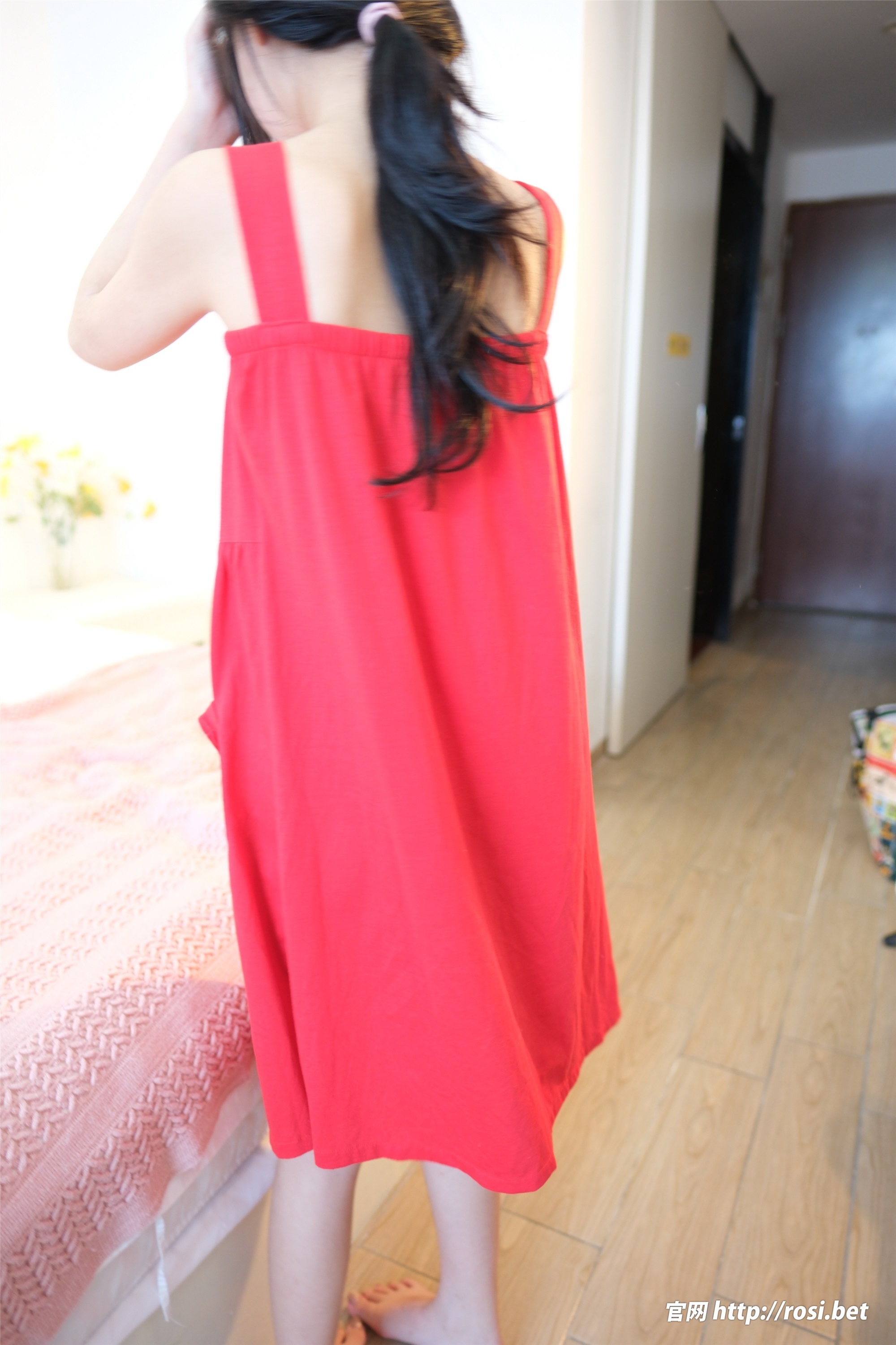 ROSI写真 2024.10.04 NO.4687